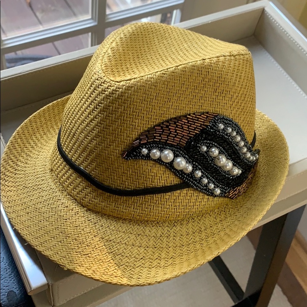 🔥JOVANJANE Stylish Fedora Hat with intricate beaded embellishment